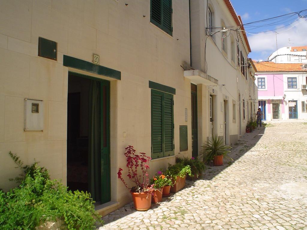 Casinhas De Alfenim Daire Sesimbra Oda fotoğraf